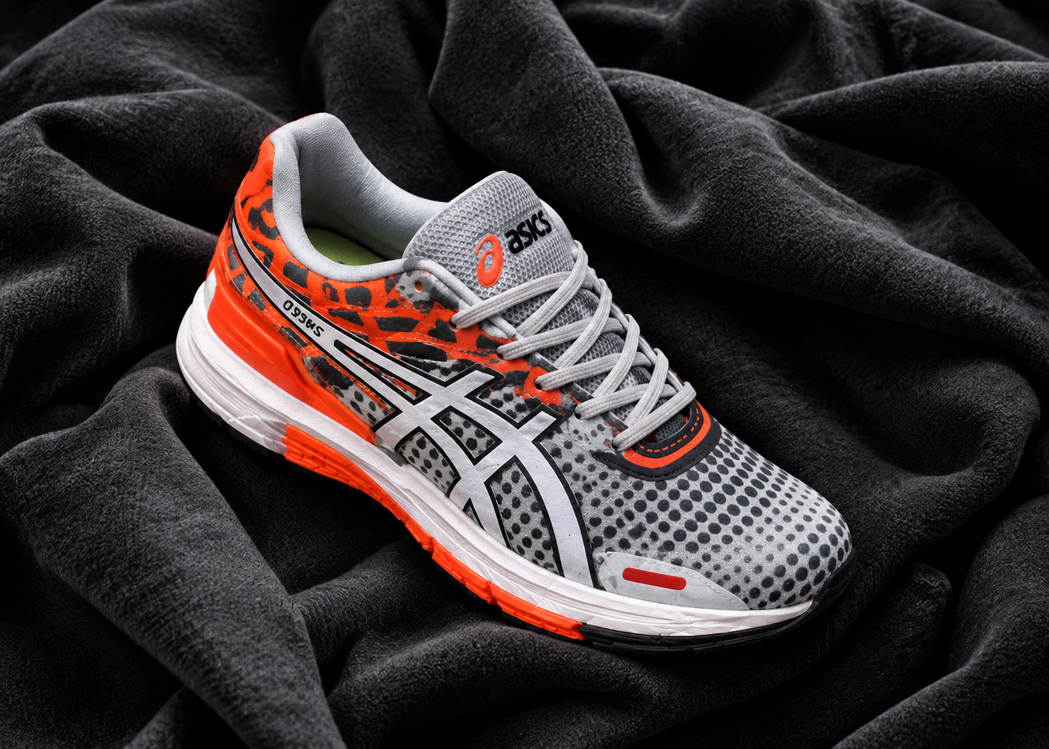 Asics sports shoes